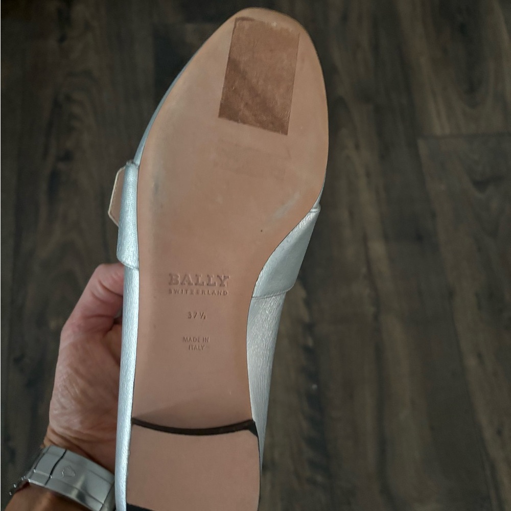 BRAND NEW! BALLY Silver Leather Loafers w/ Swarovski Crystal Buckle Detail Sz:37 - Picture 6 of 8